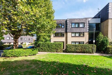 23 Ericcson Close Ext-1860.jpg