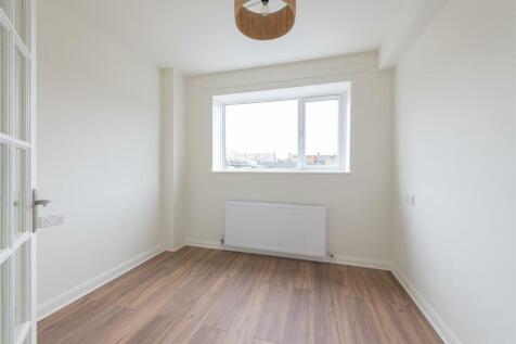 3 Common View Bed 1.jpg