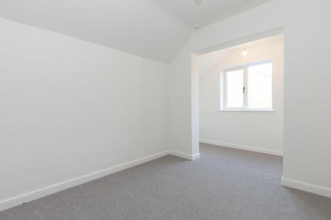 Bedroom 3 (Rear)-...