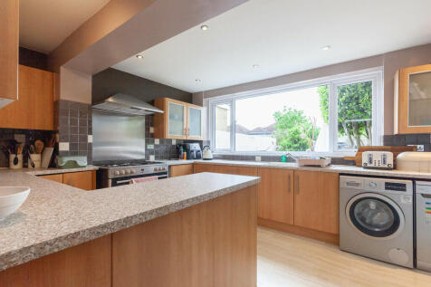 Kitchen- Angle 2