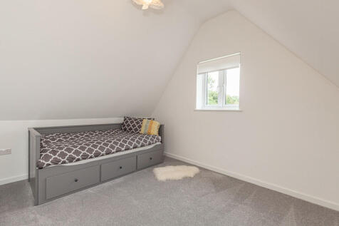 Bedroom 2- Angle ...