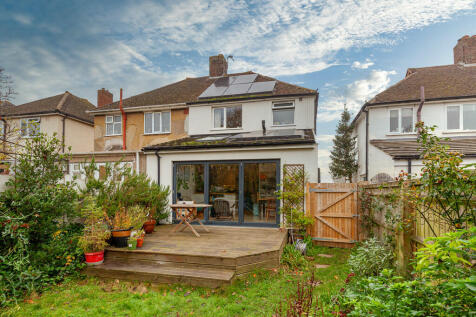 Rear Garden- Faci...