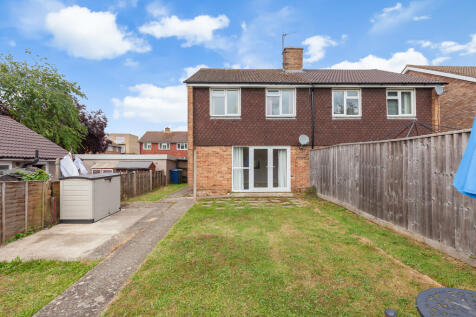 Rear Garden- Angl...