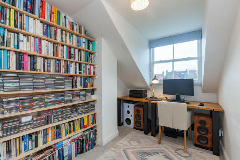 Bedroom 5 or Offi...