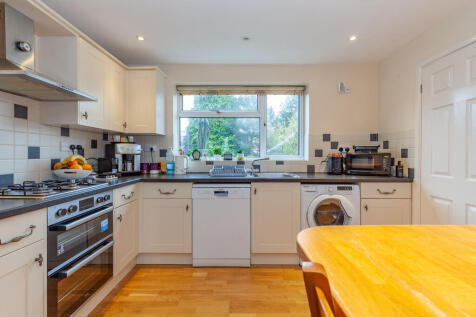 Kitchen- Angle 2