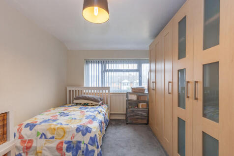 Bedroom 2- Angle ...