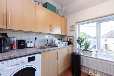 Kitchen- Angle 2