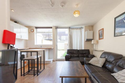 Kitchen- Angle 2