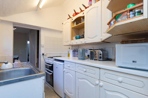 Kitchen- Angle 1