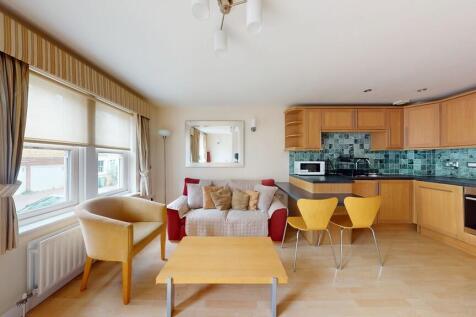 Living Area- Angl...