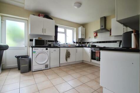 Kitchen- Angle 2