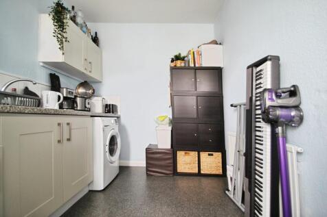 Kitchen- Angle 3