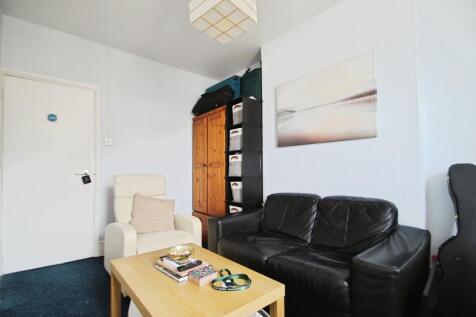 Living Area- Angl...