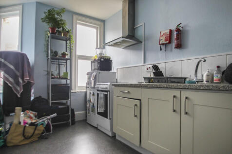 Kitchen- Angle 2