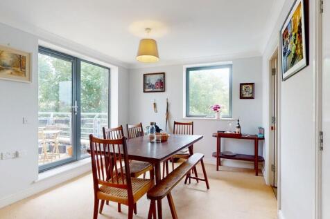 Dining Space- Ang...