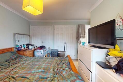 Bedroom 2- Angle ...