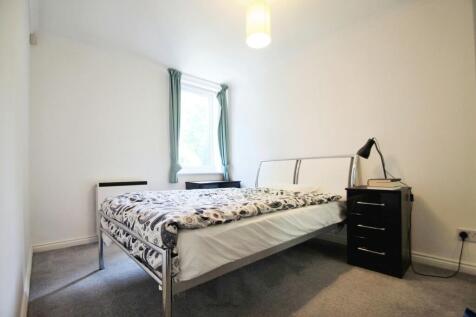 8c7de697-bedroom ...
