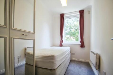 2321c796-bedroom ...