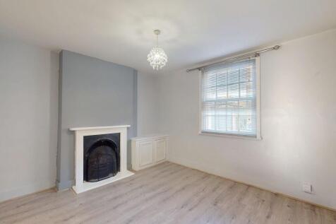Living Area- Angl...