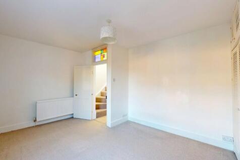 Bedroom 2 - Angle...