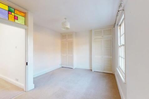 Bedroom 2 - Angle...