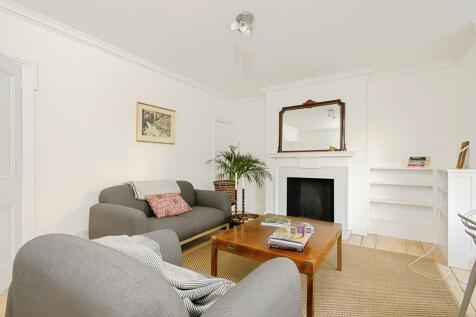 Living Room - Ang...