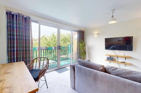 Living Area- Angl...