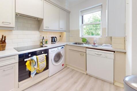 Kitchen- Angle 3