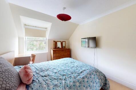 Bedroom 1- Angle ...