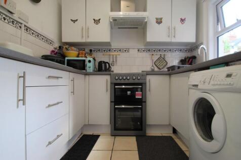 kitchen angle 1