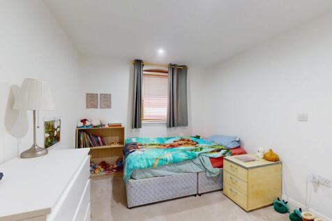 Bedroom 3 - Angle...
