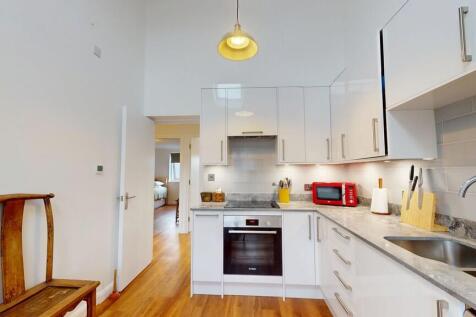 Kitchen- Angle 2