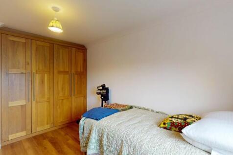 Bedroom 2- Angle ...