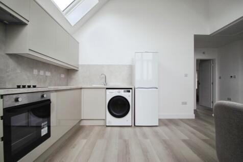 Kitchen - Angle 1