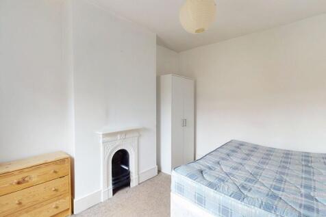 Bedroom 2- Angle ...