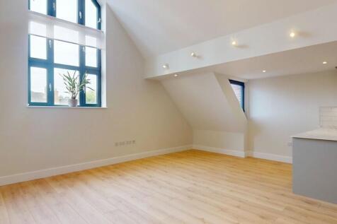 Living room - Ang...