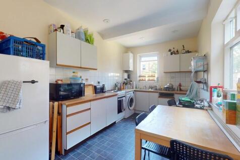 Kitchen- Angle 2