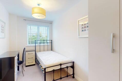 Bedroom 2 - Angle...