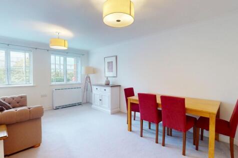 Living Room - Ang...