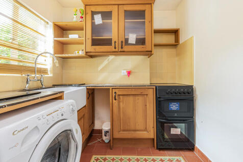 Kitchen- Angle 