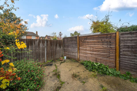 Rear Garden - Ang...