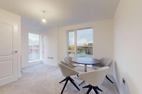 Bedroom 2 - Angle...