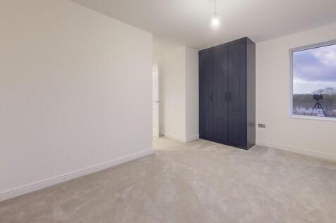 Bedroom 4- Angle ...