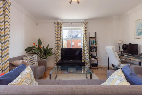 Living Area- Focu...