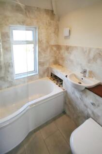 Bathroom - angle ...