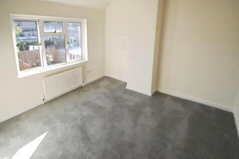 Bedroom 2 - Angle...