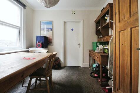 Communal Dining R...