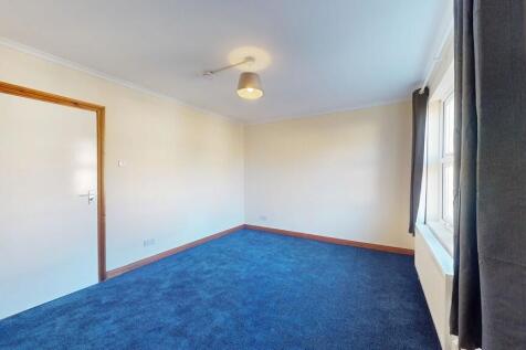 Bedroom 5 - Angle...