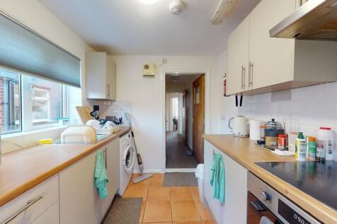 Kitchen - Angle 1