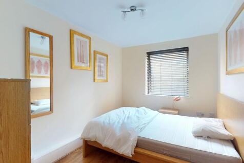 Bedroom 2 - Angle...